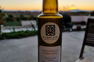 l'huile d'olive du domaine à déguster sur place