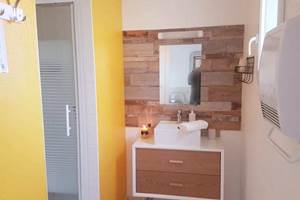 vacances-famille-chambre-hotes-avec-piscine.jpg