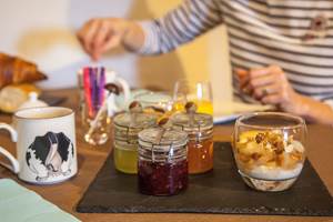 Petit déjeuner gourmand au colombier bretagne - chambres d'hôtes