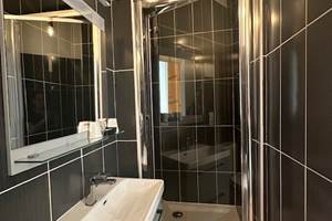 Chambre double confort au cœur de Biarritz