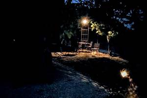 lumières solaires vue de nuit