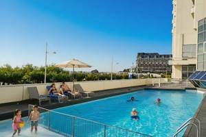 1b OCEAN 7 Piscine du Victoria Surf