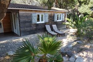 Cottage facade transats