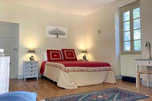 Domaine La Buissière "La Maison" grande chambre premier