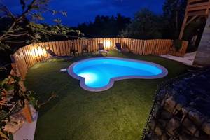 La piscine de nuit