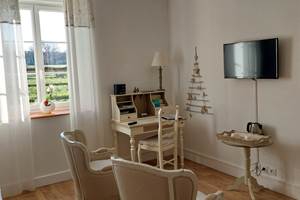 SALON CHAMBRE D'HOTES BOURGOGNE AVALLON LA FERME DU BOIS DIEU