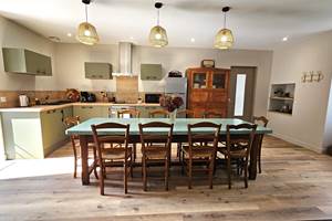 Gîte n°19G3131 "La Maroussie" – SALON LA TOUR