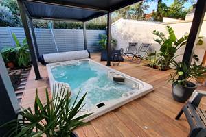 Spa de nage en extérieur