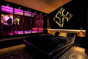 Love Room