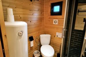 wc-privatif-roulotte-la-girouardiere