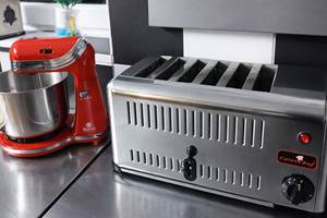 Grille pain double et robot à votre disposition