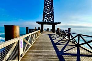 Ponton d’accès direct à la plage à Port Leucate