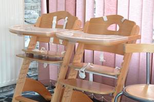 1.1.3. Rez-de-chaussée - la cuisine - les 2 chaises bébés