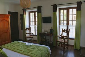 Chambre Giverny bien équipée