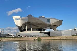 musee-des-confluences-lyon-tourisme-charly-region-lyon-auvergne-rhone-alpes
