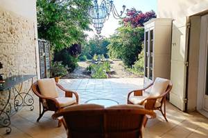 Gîtes, chambre d'hôtes et table d'hôtes gastronomique à Casteljaloux Lot et Garonne, piscine, jacuzzi et spa