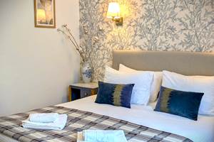 Chambre lit 160 le Cémarose Gîte & Spa