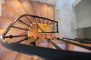 montée d'escalier du Logis