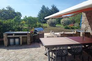 terrasse-barbecue-vacances-famille-amis-golfe-du-morbihan-baden