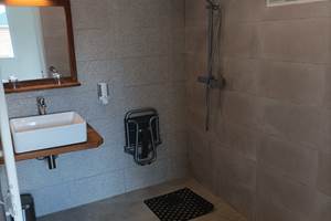 salle de bain PMR