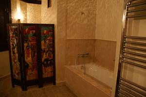 salle-bain-de-suite-tente-berbère-africa-marrakech