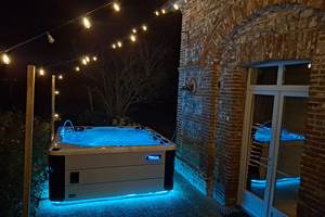 jacuzzi 2