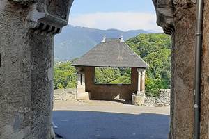 La porte Cabirole