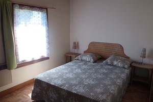 N°4 chambre familiale lit double