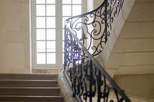 escalier-pierre-rambarde-fer-forge-hotel-particulier-bourgogne.jpg