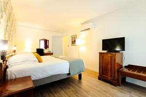 Chambre double avec petit balcon