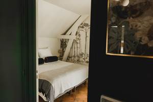 Venez découvri une des chambres ou il est possible de séparer les lits sur demande