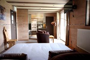 Chambre Espiaube Hôtel La Sapinière pied des Pistes Saint Lary Soulan