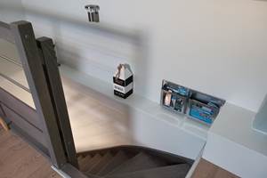 Escalier vers le salon.