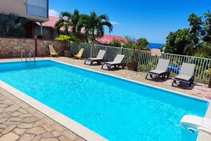 "Nous recommandons ce gite qui est agréable et au calme - We recommend this cottage which is nice and quiet. - Recomendamos esta casa de campo que es agradable y tranquilo"