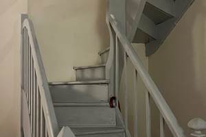 JAZZY-escalier-vue-d'en-bas