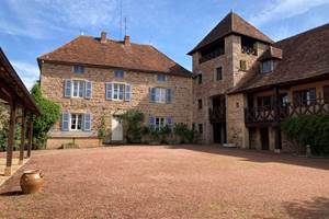 Cour Clos Lavaux