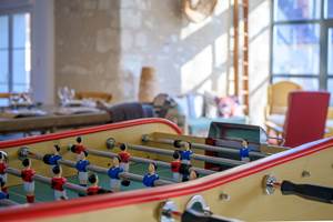 Un babyfoot, la piscine, un poker ou la console retrogames ?