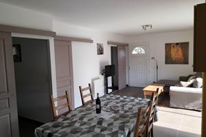 séjour 1 gîte tournesols ombre bleue du figuier gîtes et chambres d'hôtes avec piscine ardèche