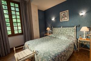 Hostellerie du grand duc chambre famille 3