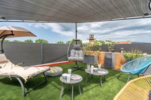 terrasse-apero-soir-gite-olonzac