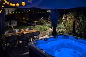 Jardin Le cémarose Gîte et spa pres de Reims 2025