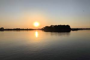 soleil-coucher-apero-plage-famille-amis-croisière-balade-mer-morbihan
