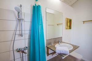 Villa Lagon douche, lavabo et WC