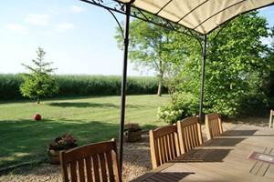Terrasse-table-d-hotes