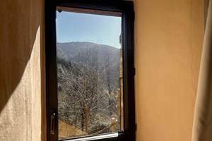 la calade chambres d'hotes et espace bien être ardèche vue sur les monts d'ardèche chambre chanvre