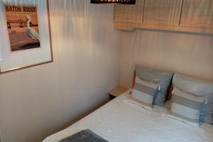 camping-la-perle-creuse-MH 4 personnes-Louisiane-chambre lit double