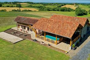 Drone et panorama du gîte