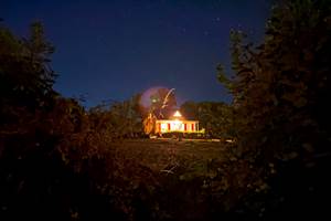Le Faré des Bruyères – Gîte à Guéret (Creuse) - la maison de nuit