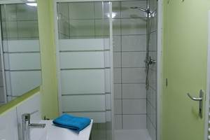 salle d'eau chambre 5