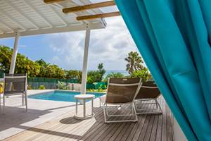 Iguane House villas & Micro Spa Villa Corail espace piscine et terrasses